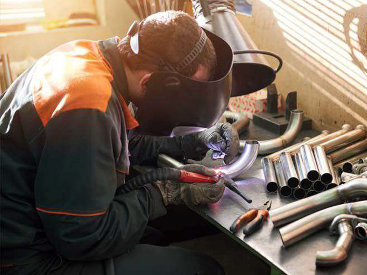 Steel Fabrication & Installation in UAE